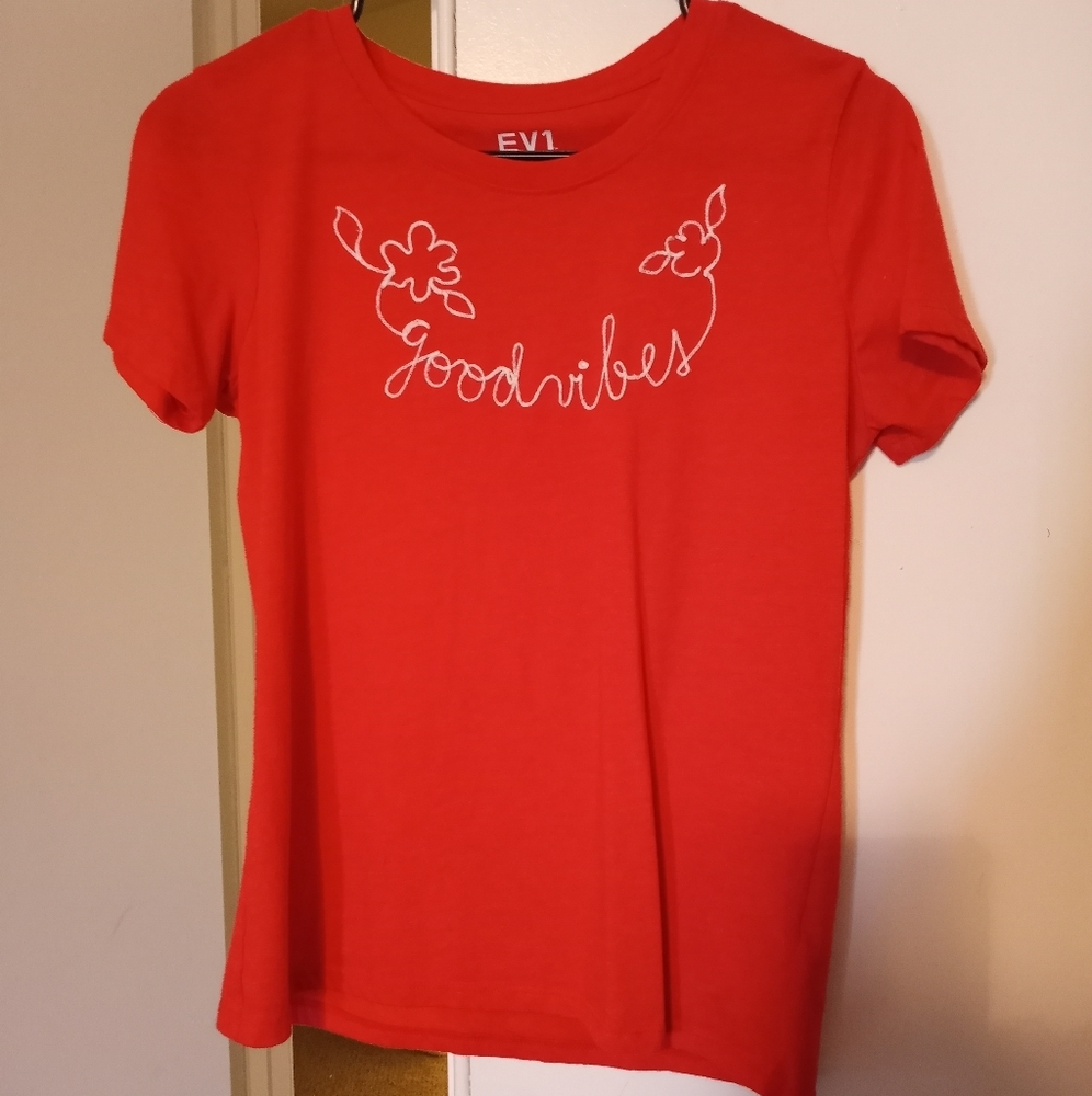 Ev1 good vibes tee